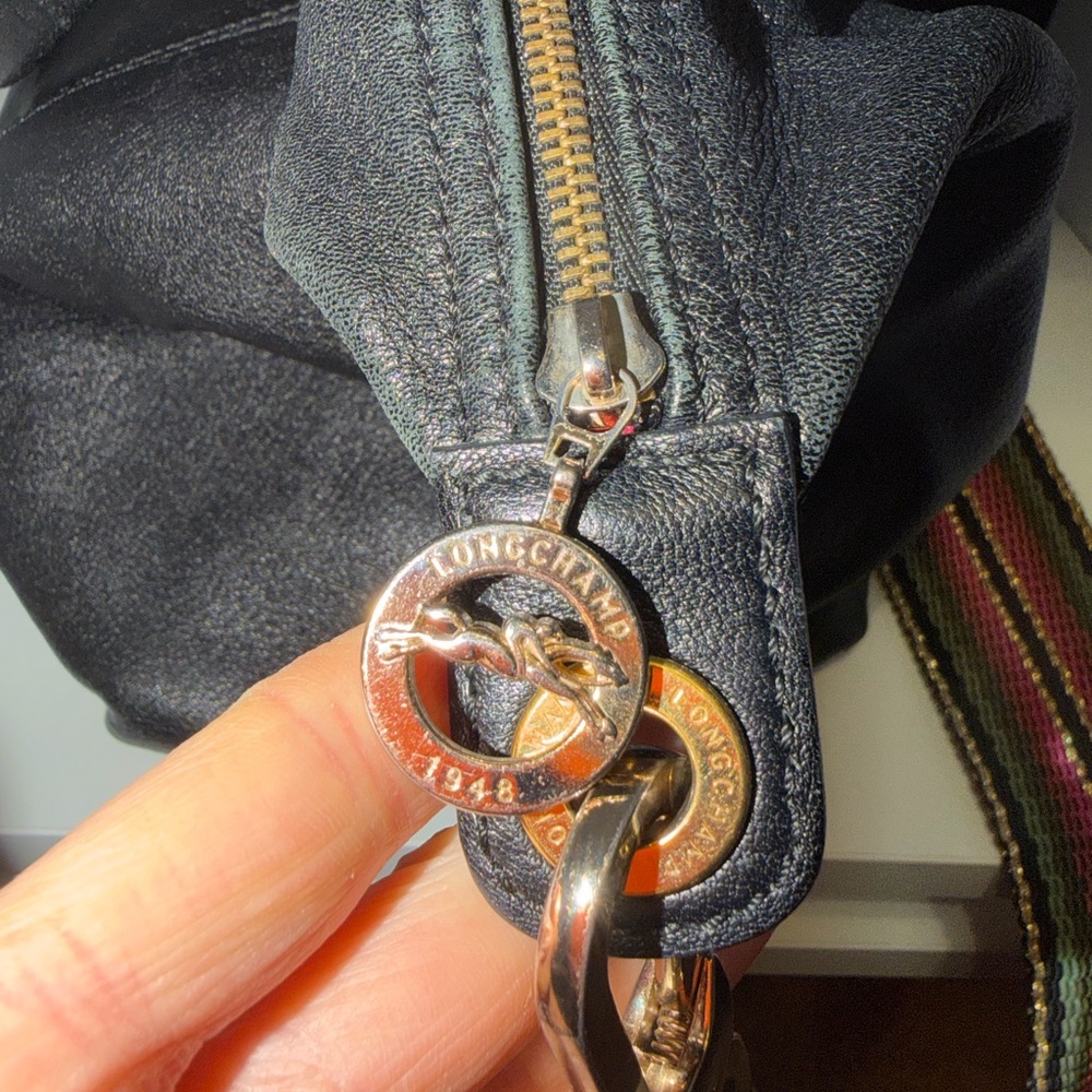 Longchamp leather bag with embroidery - Picture 4 of 11